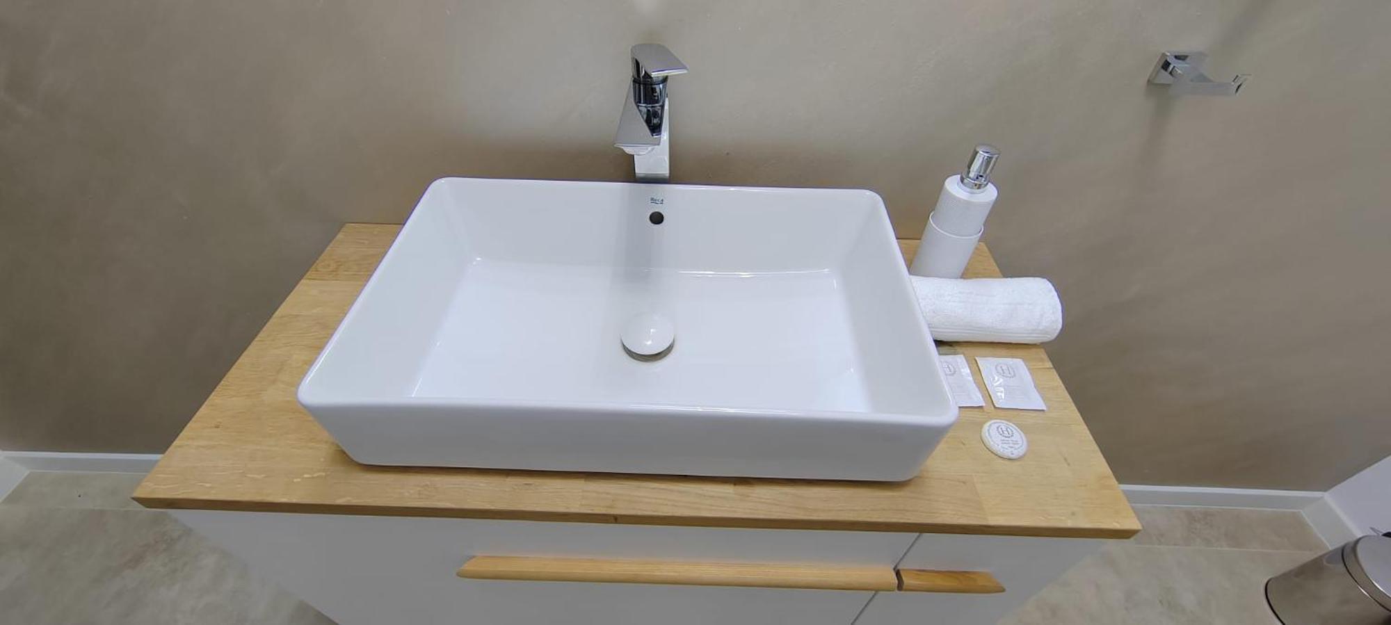 Casira Guesthouse Sînmartin 外观 照片