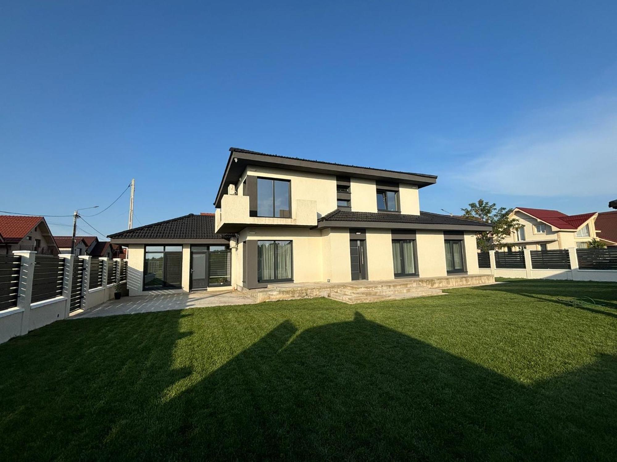 Casira Guesthouse Sînmartin 外观 照片